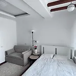 Casa Joy 3* Bucureşti