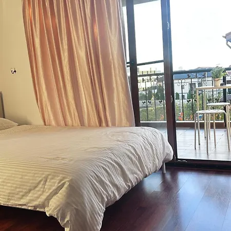 בית הארחה Casa Joy 3*